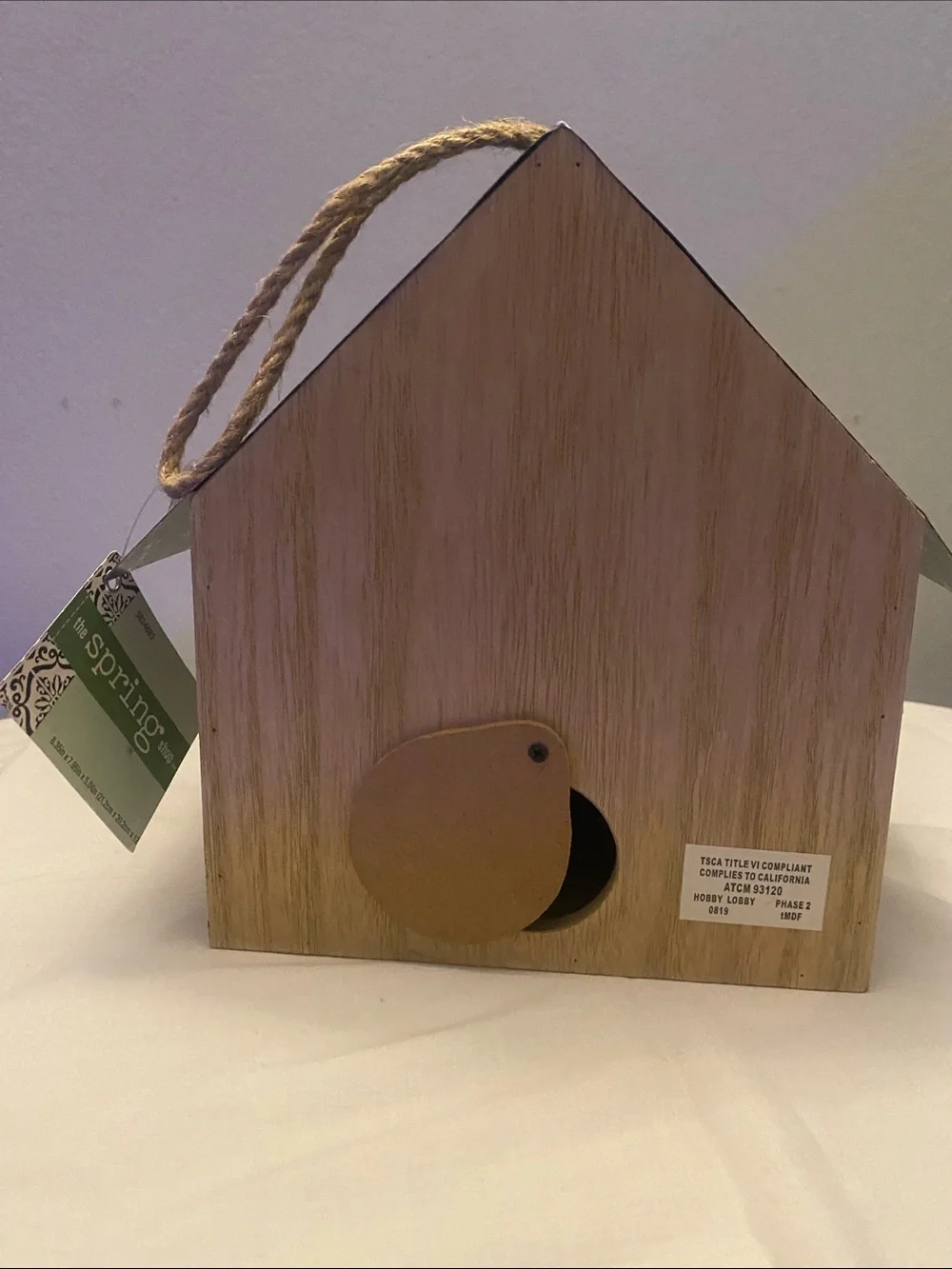 Wooden Birdhouse in Natural Wood and Tan